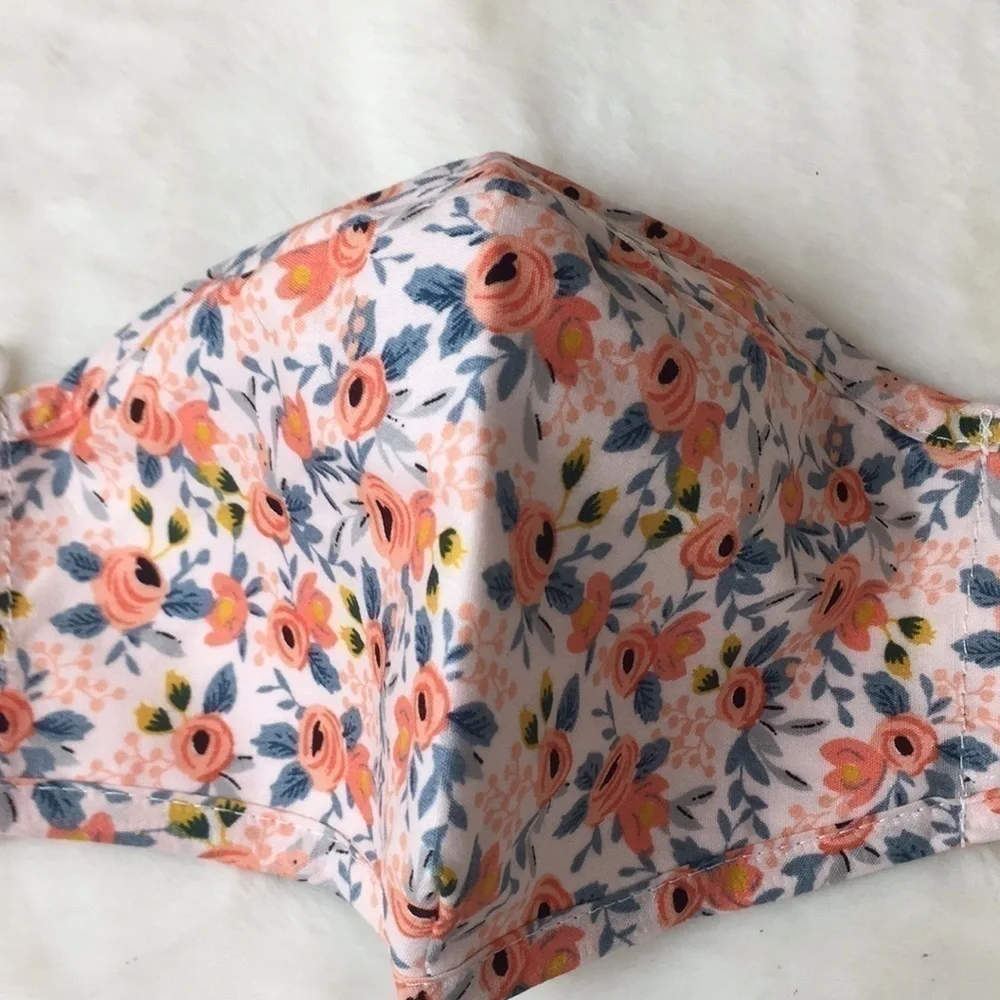 Set of 2 adult floral face masks. NW…